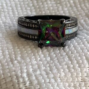 Elegant Multicolor Stone Ring